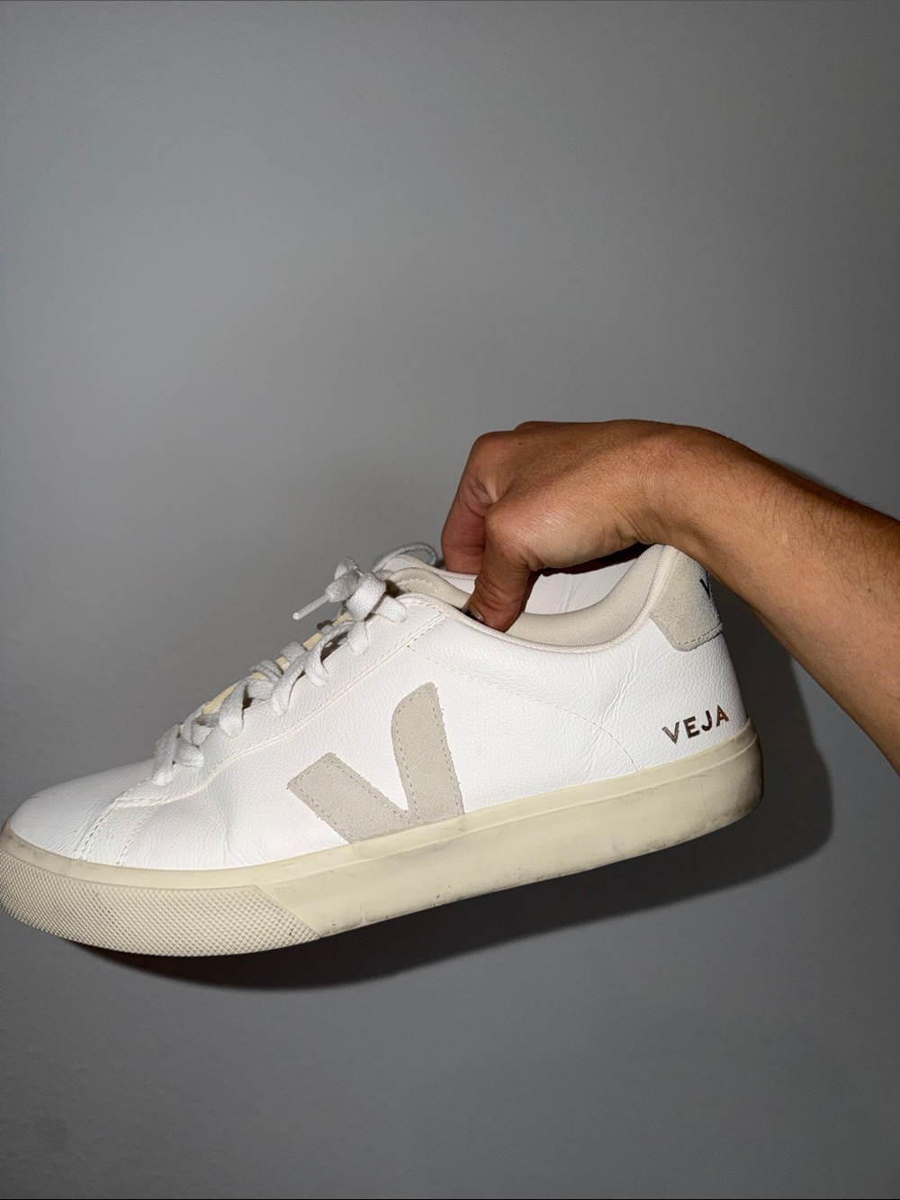 Veja Men's White low top sneakers size 10